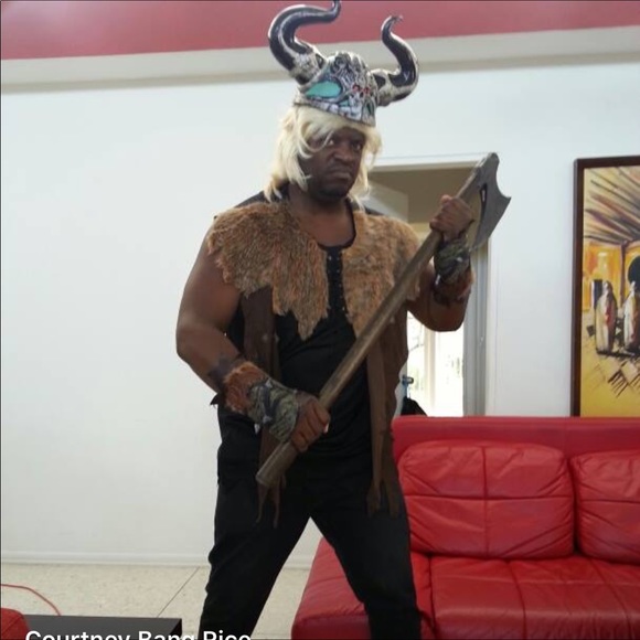 Meet your Posher, Courtney - Picture 5 of 16